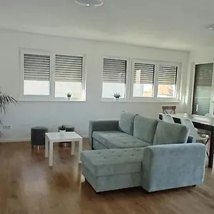 https://lichtdurchflutete-4-zimmer-neubau-appartement.nuremberg-hotels.org