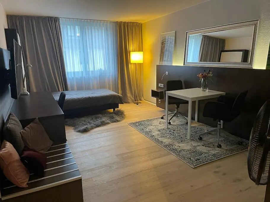 Gemuetliches 778 Apartment Naehe Medienhafen S-Bahn Und Free Parken Dusseldorf