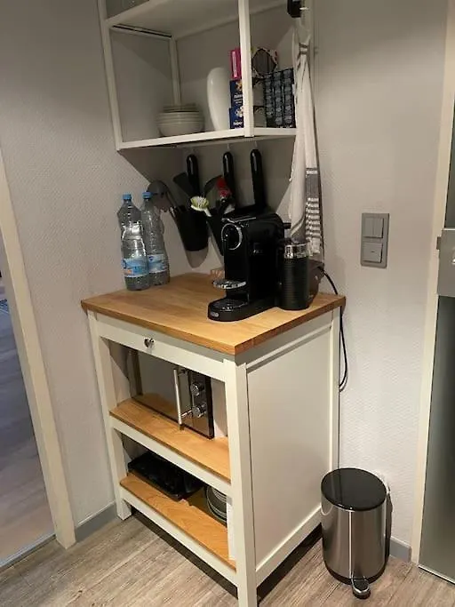 Gemuetliches 778 Apartment Naehe Medienhafen S-Bahn Und Free Parken Düsseldorf